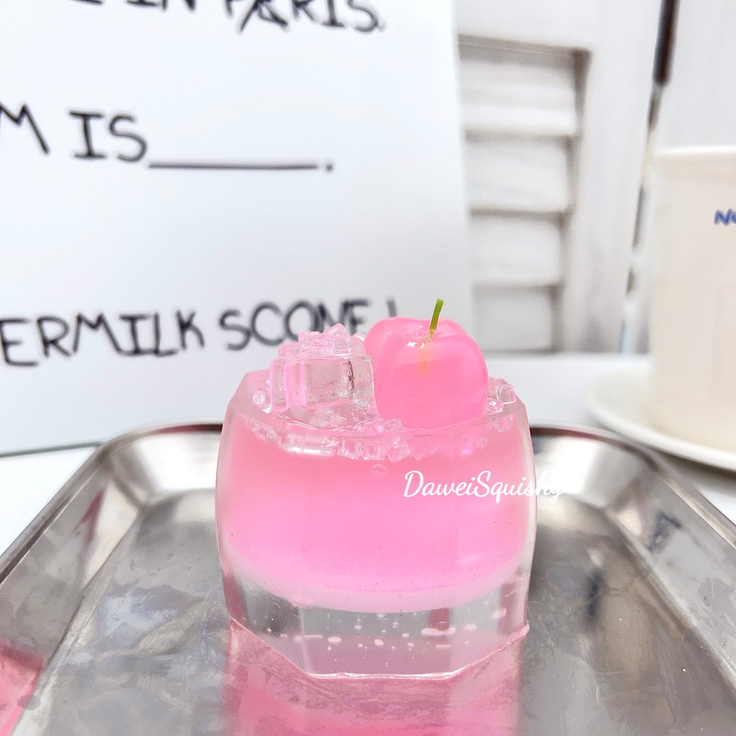 CHERRY SMOOTHIE SQUISHY CUP