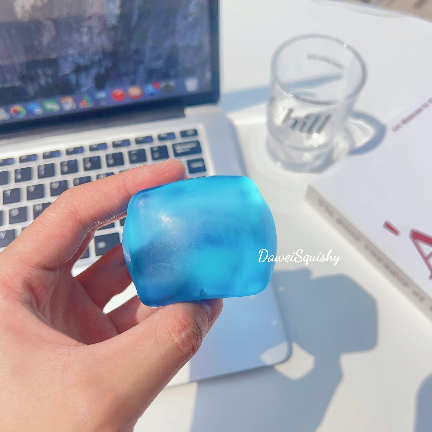 ICE CUBE SHAPE STRESS BALL