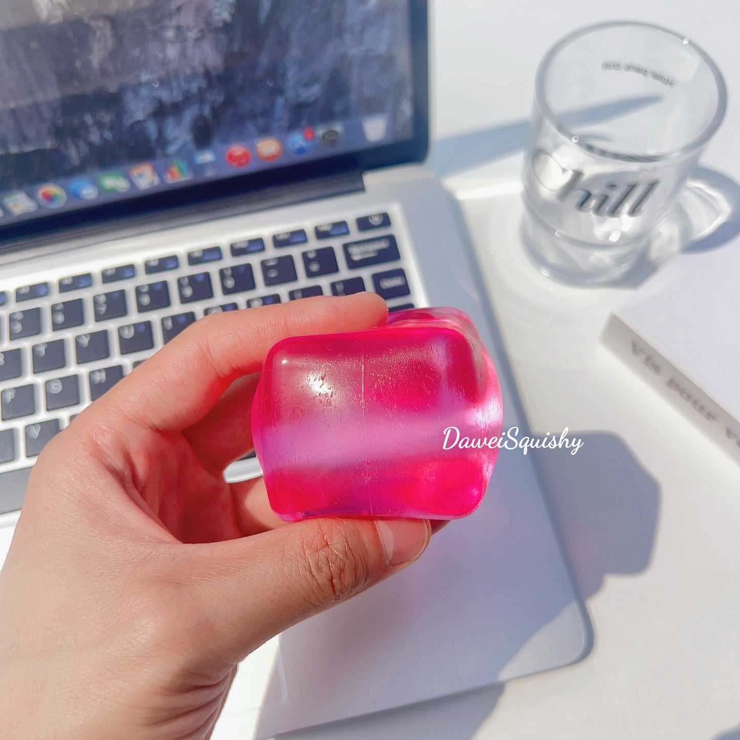 ICE CUBE SHAPE STRESS BALL