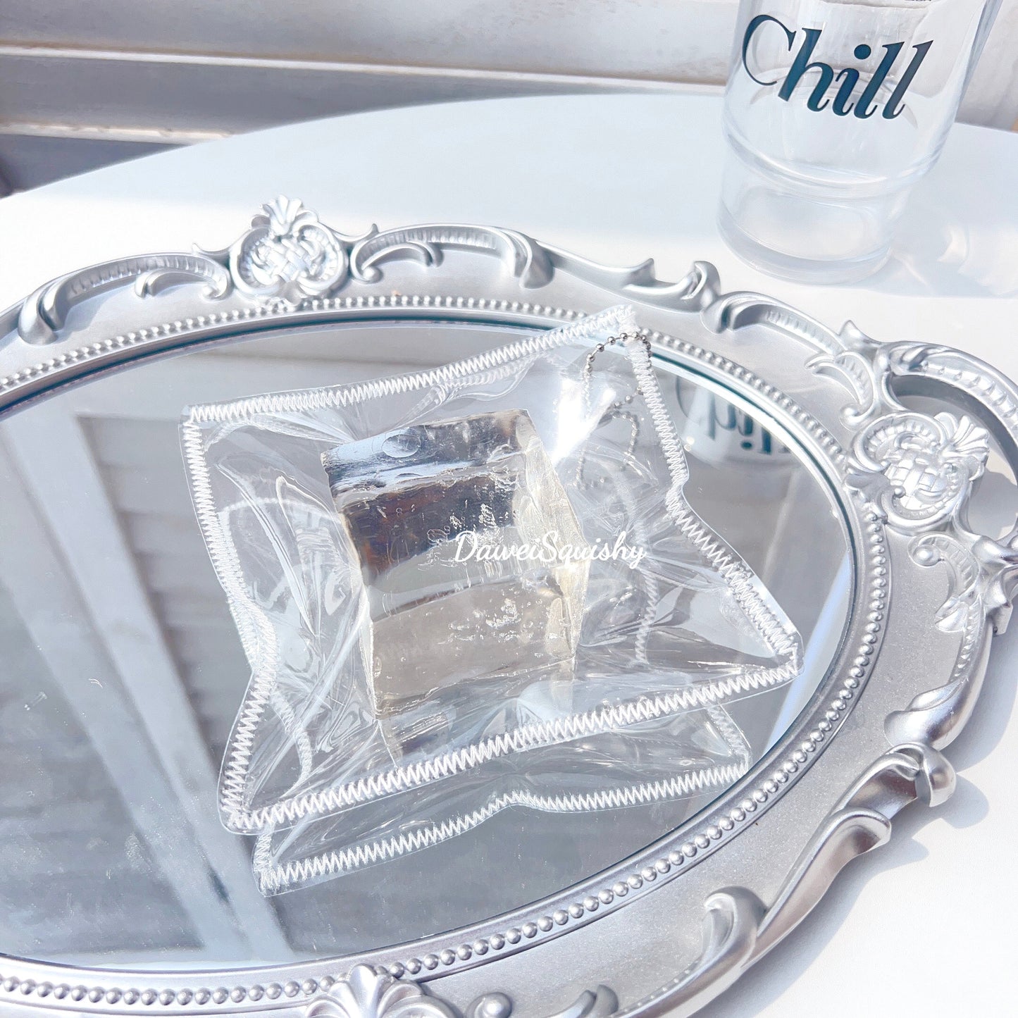 CLEAR CUBE TABA SQUISHY TOY