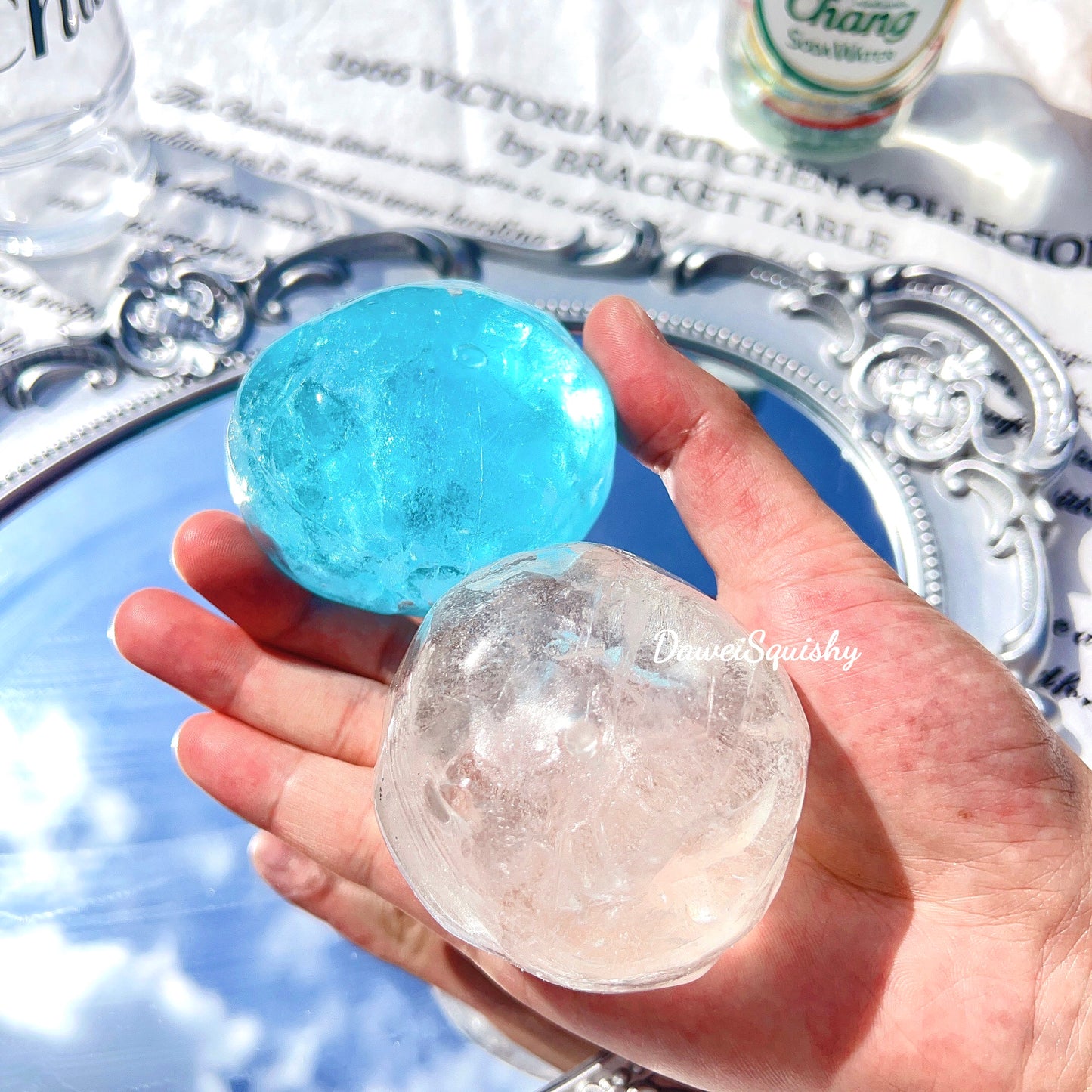 ULTRA-THIN SKIN PURE MOMENT BALL