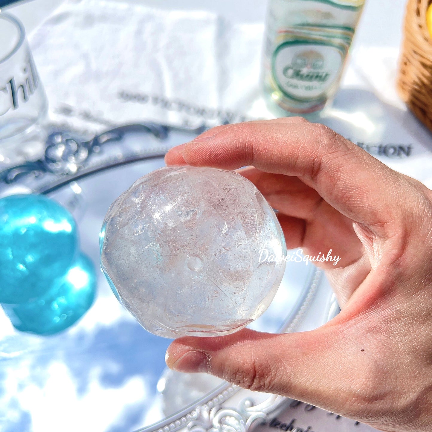 ULTRA-THIN SKIN PURE MOMENT BALL