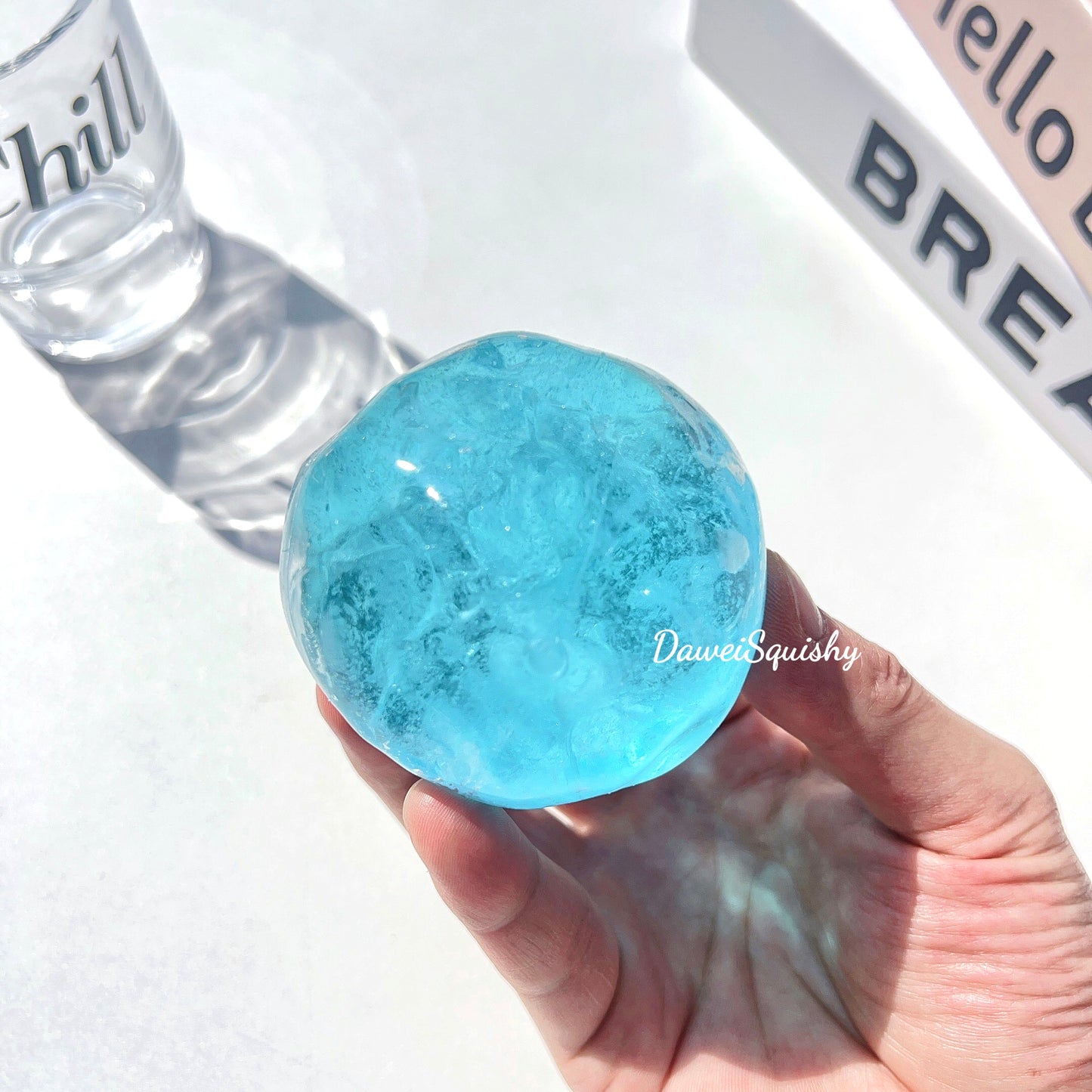 ULTRA-THIN SKIN PURE MOMENT BALL