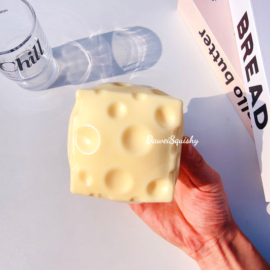 BIG MAC CHEESE STRESS TOY