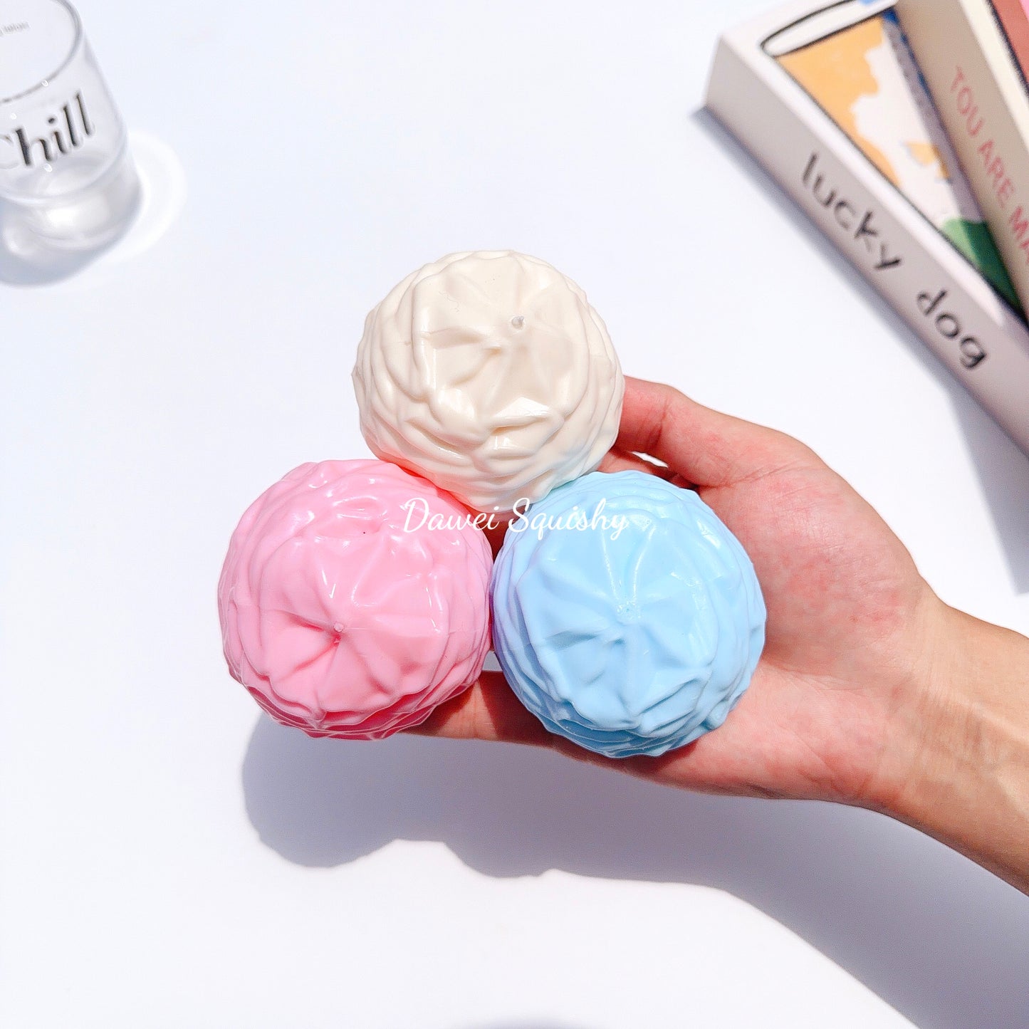 ICE CREAM ROLL SQUEEZE TOY