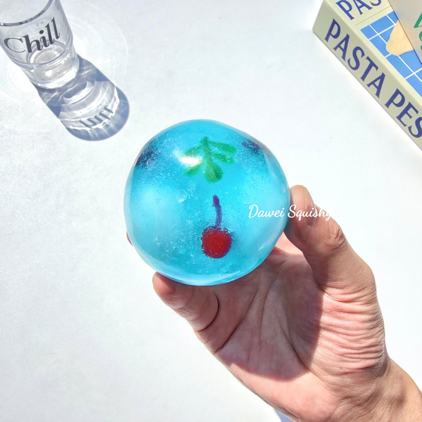 VASELINE CHERRY BUBBLES CRISPY BALL
