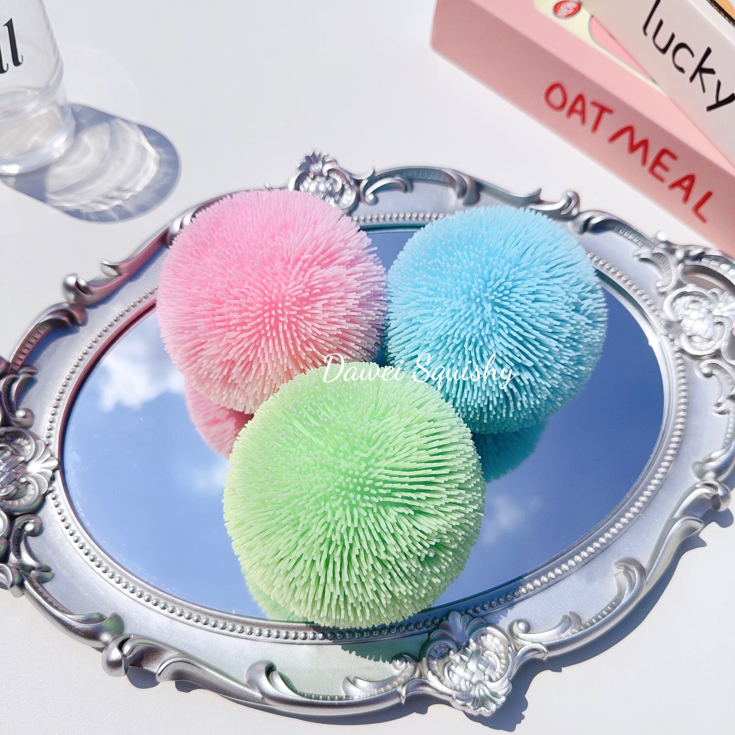 3 VERSIONS FLUFFY STRESS BALL