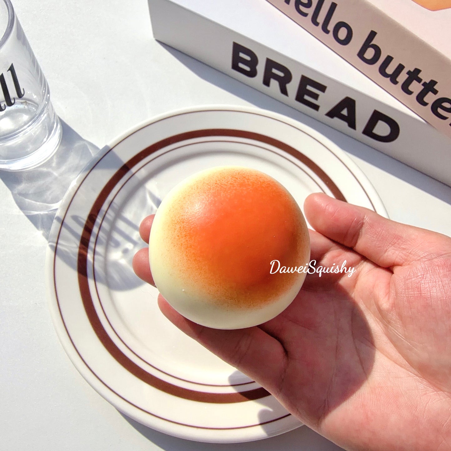 TOASTED BREAD SQUEEZING TOY