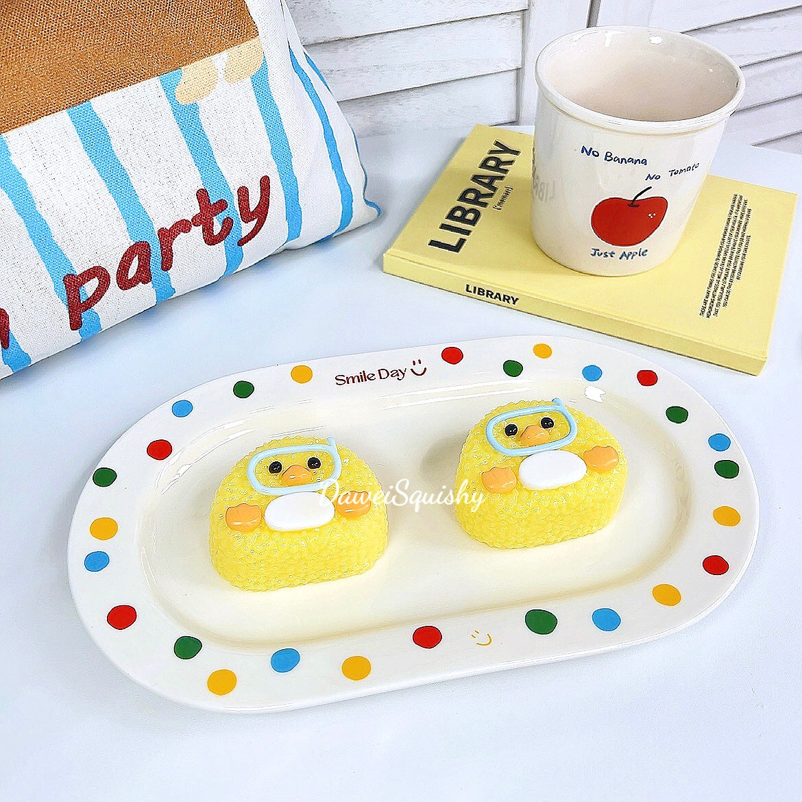 KAWAII DIVING DUCK TABA SQUISHY TOY