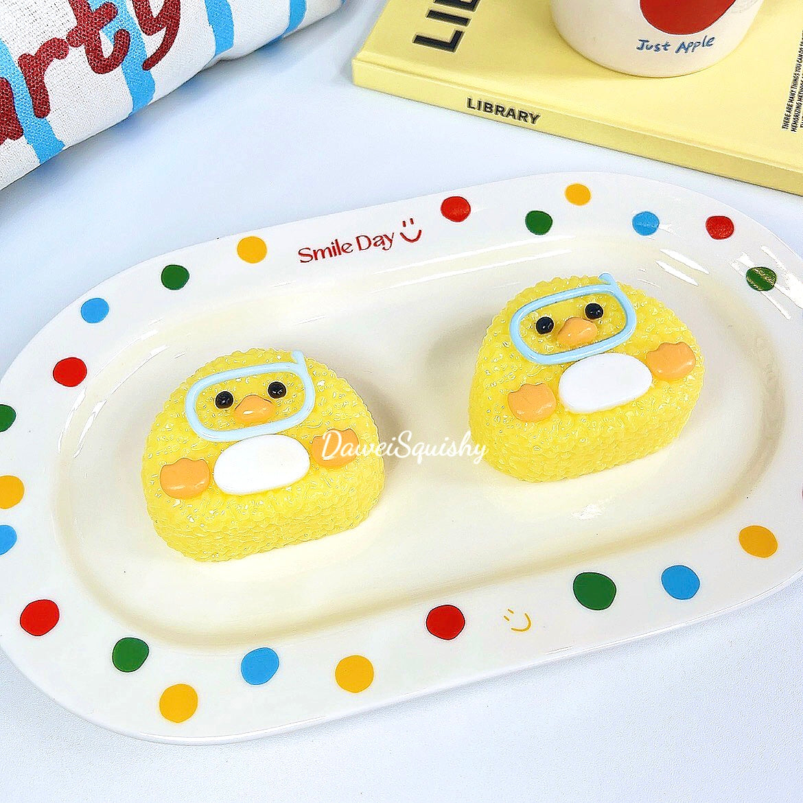 KAWAII DIVING DUCK TABA SQUISHY TOY