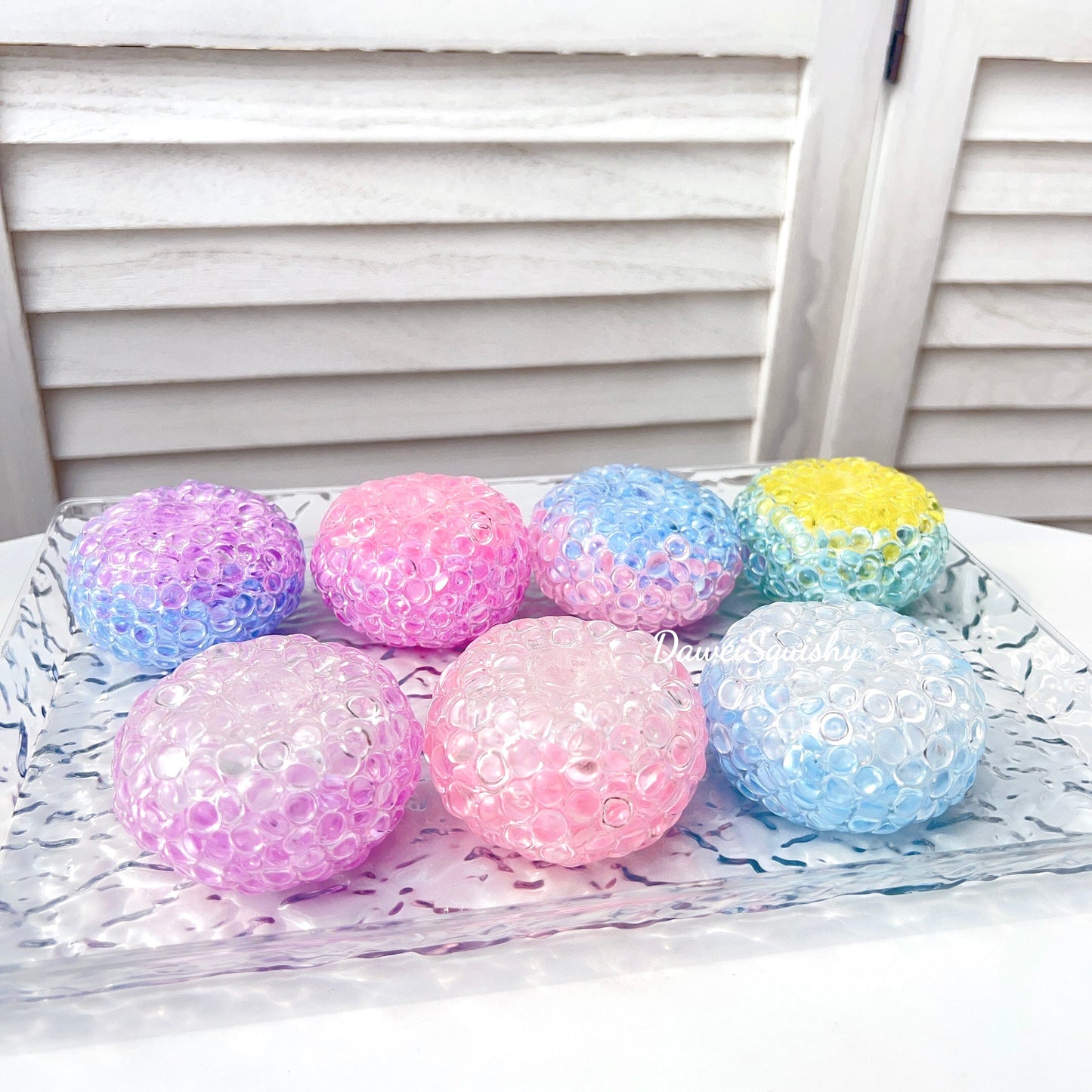 FLAT BEADS NOISY STRESS BALL