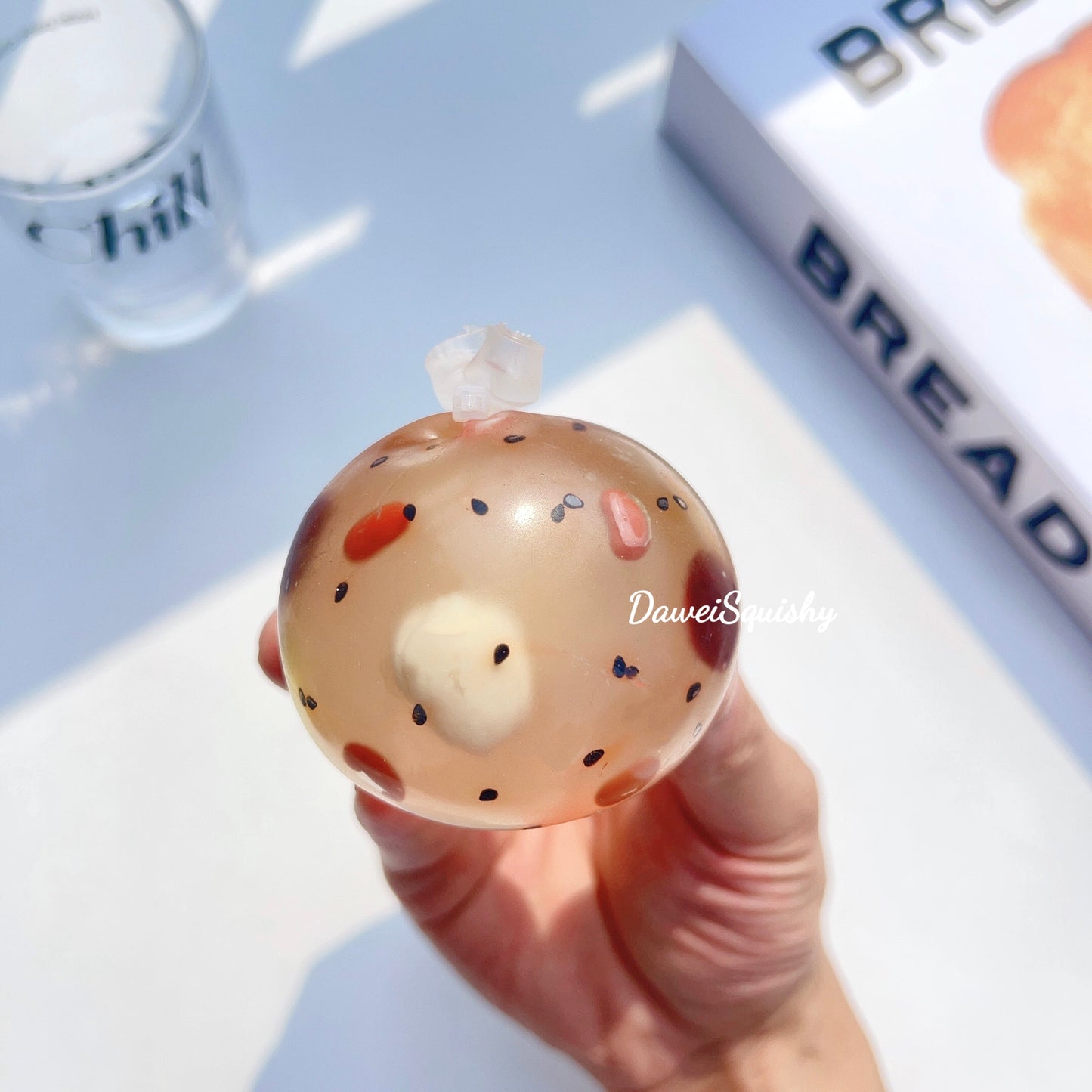 COCONUT OIL MIXED CONGEE STRESS BALL