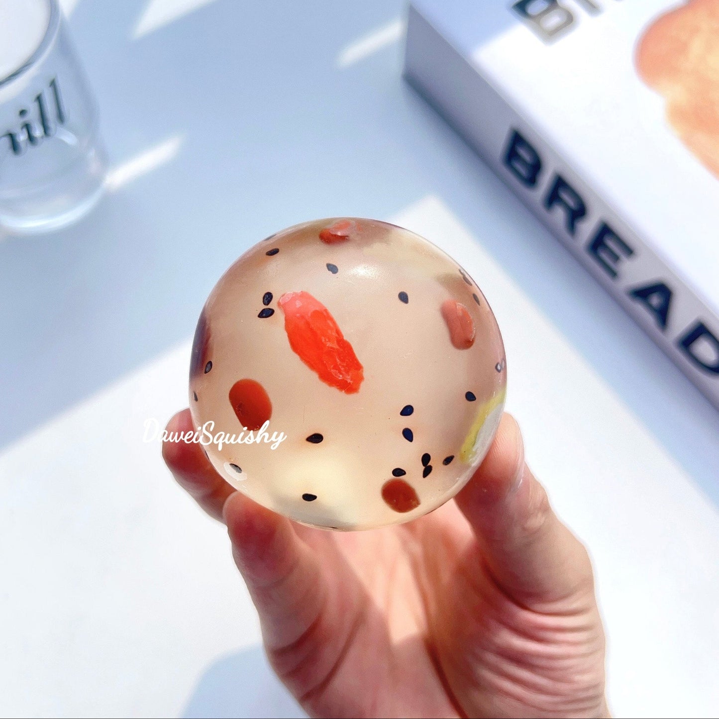 COCONUT OIL MIXED CONGEE STRESS BALL