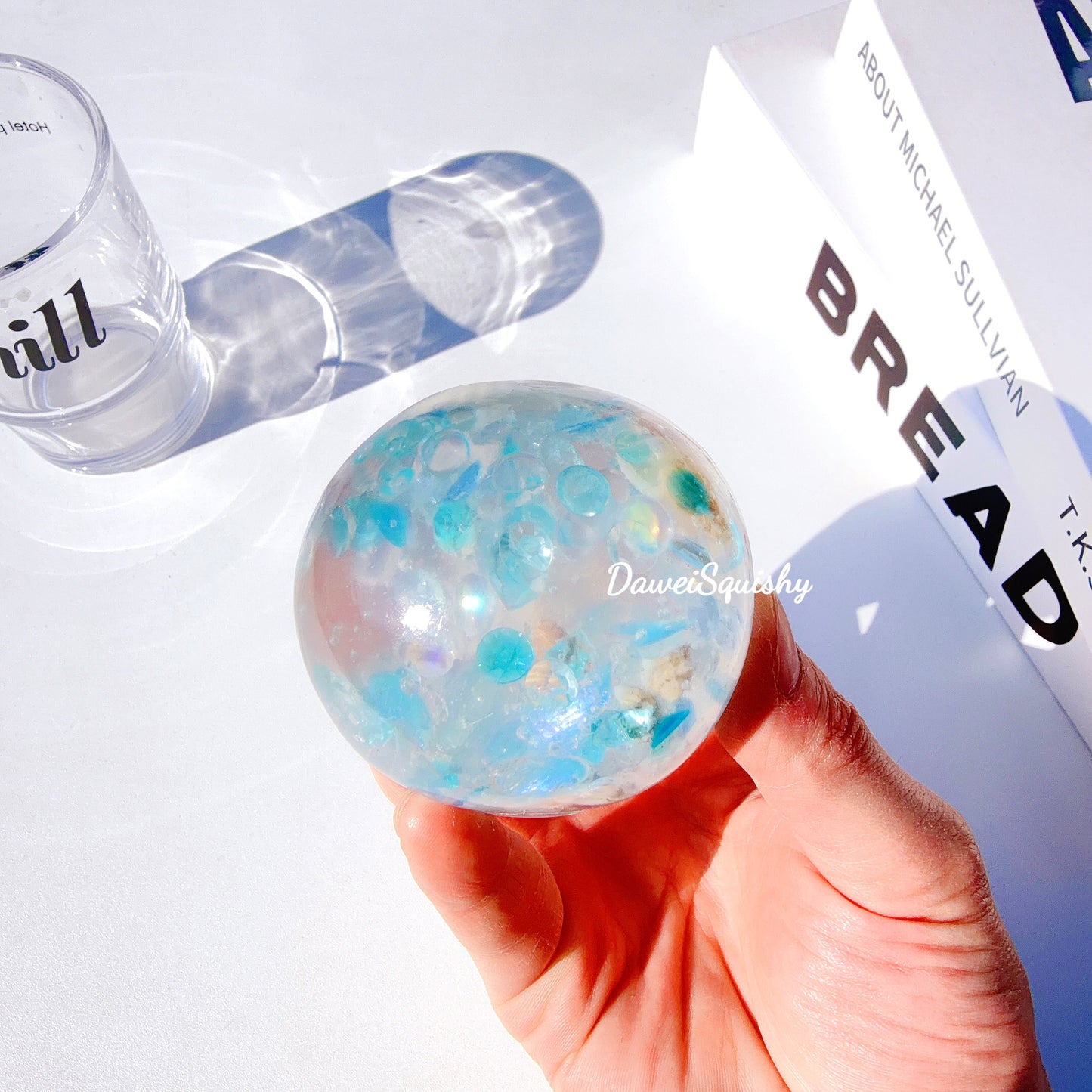 SOFT LIQUID GLASS OCEAN DREAMS STRESS BALL