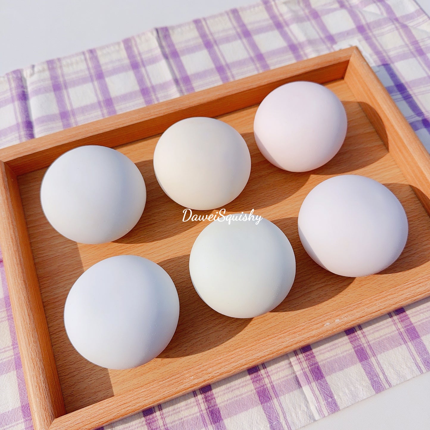 ICE RIND MOCHI STRESS BALL