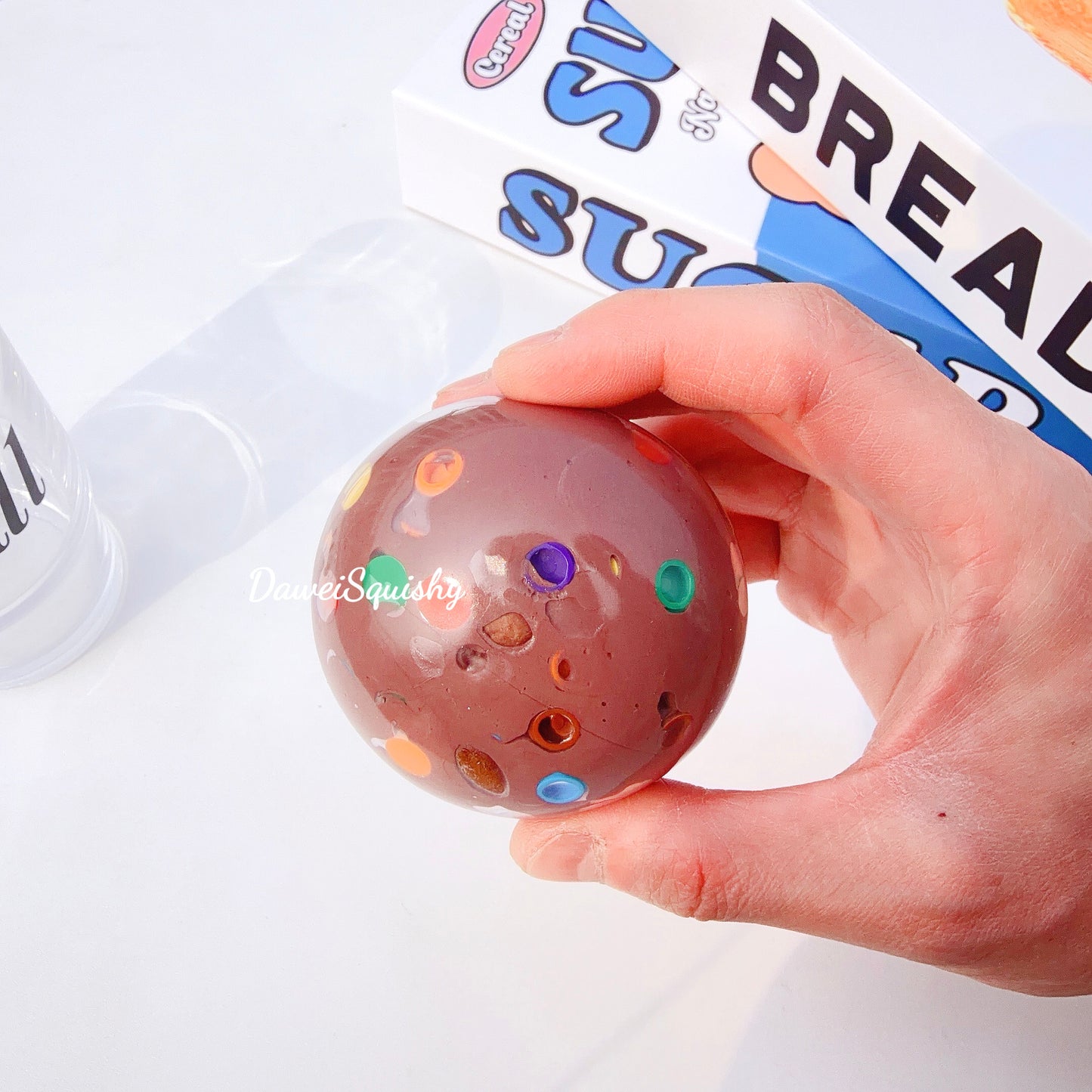 CREAMY BASE M&M’S CHOCOLATE STRESS BALL