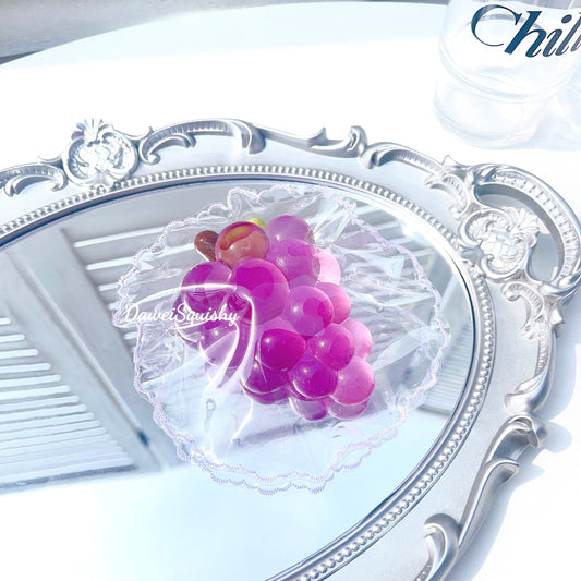 CRYSTAL GRAPE TABA SQUISHY TOY