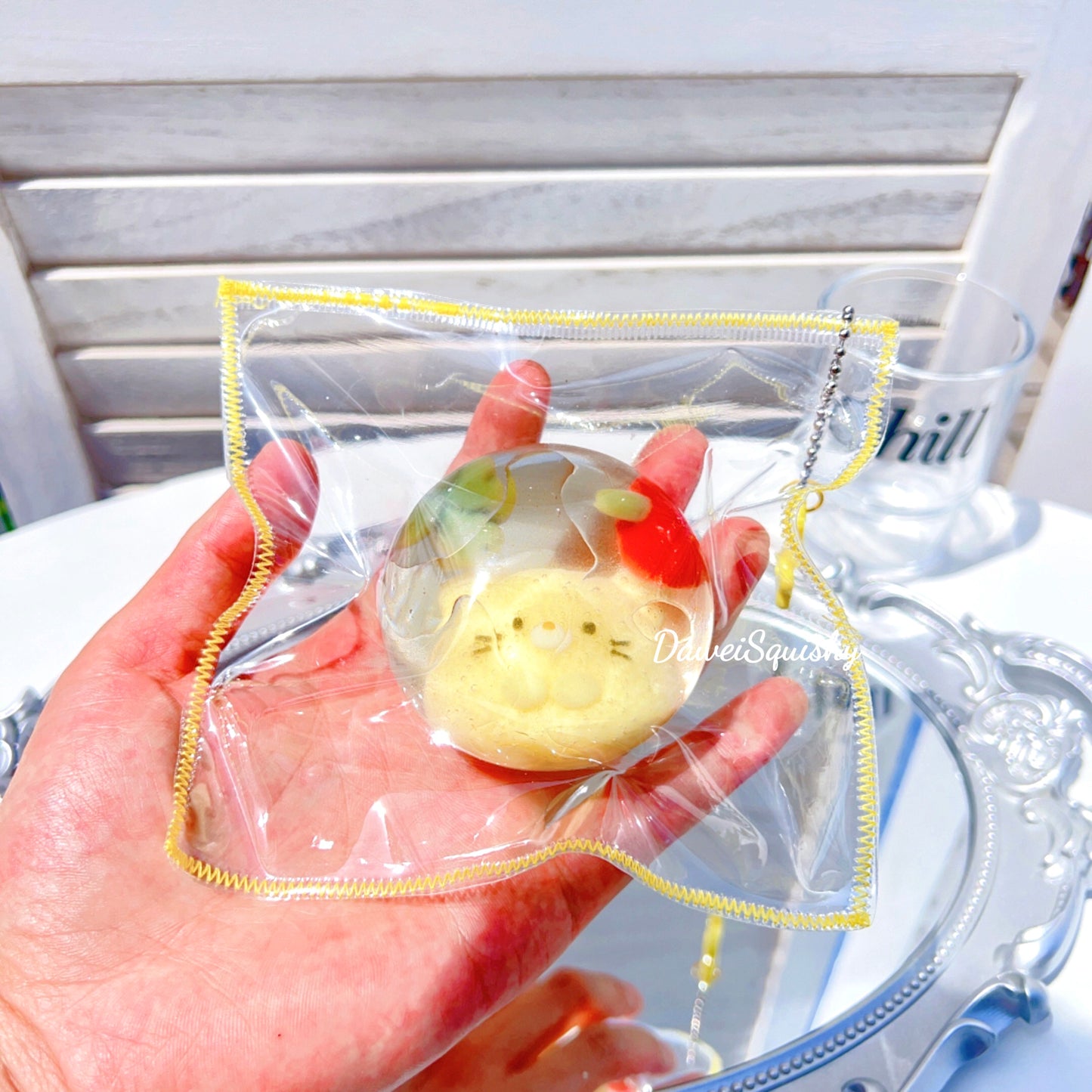 SUMIKKO GURASHI NEKO SQUISHY BALL